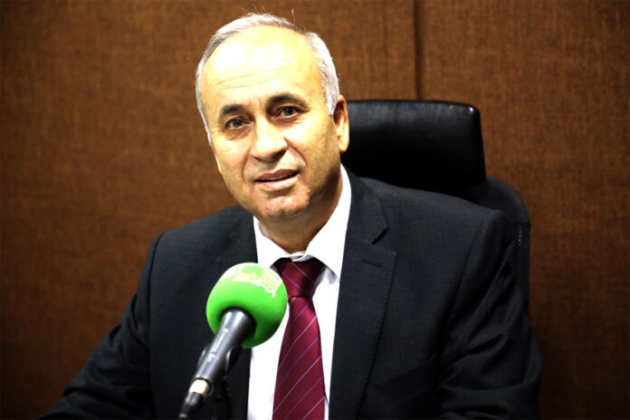حسام أبو علي رئيس دائرة ضريبة